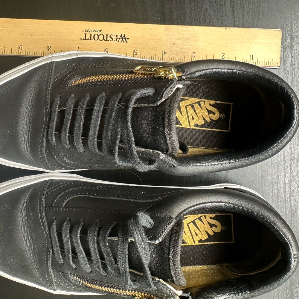 Vans Old Skool Zip Leather Shoes Size 6.5 Women’s